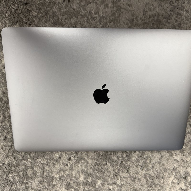 Apple MacBook Pro 15