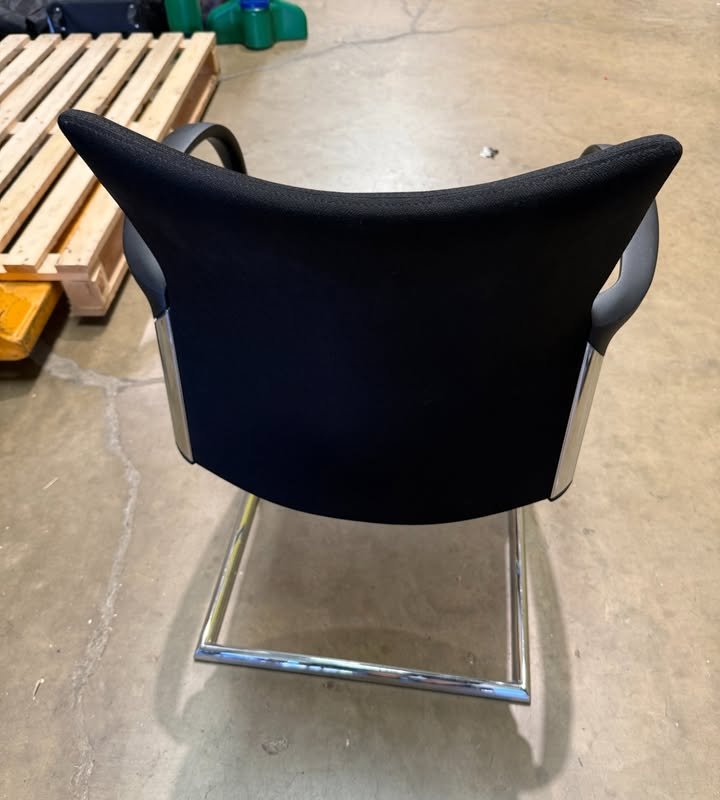 8 x Black Cantilever Meeting / Boardroom Chairs