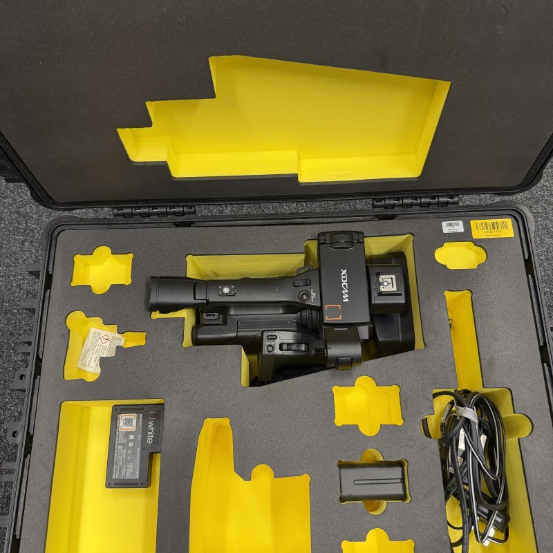 Sony PXW-Z150 UHD 4K XDCAM Camera with 1.0 CMOS Sensor + Flightcase